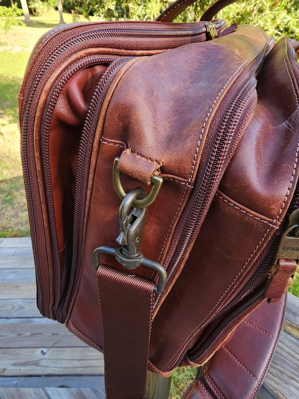 Hartmann Classic Brown Leather Laptop Briefcase with Shoulder Strap